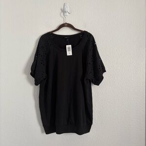 NWT Torrid Women's Size 2X Black Eyelet Short Sleeve Top